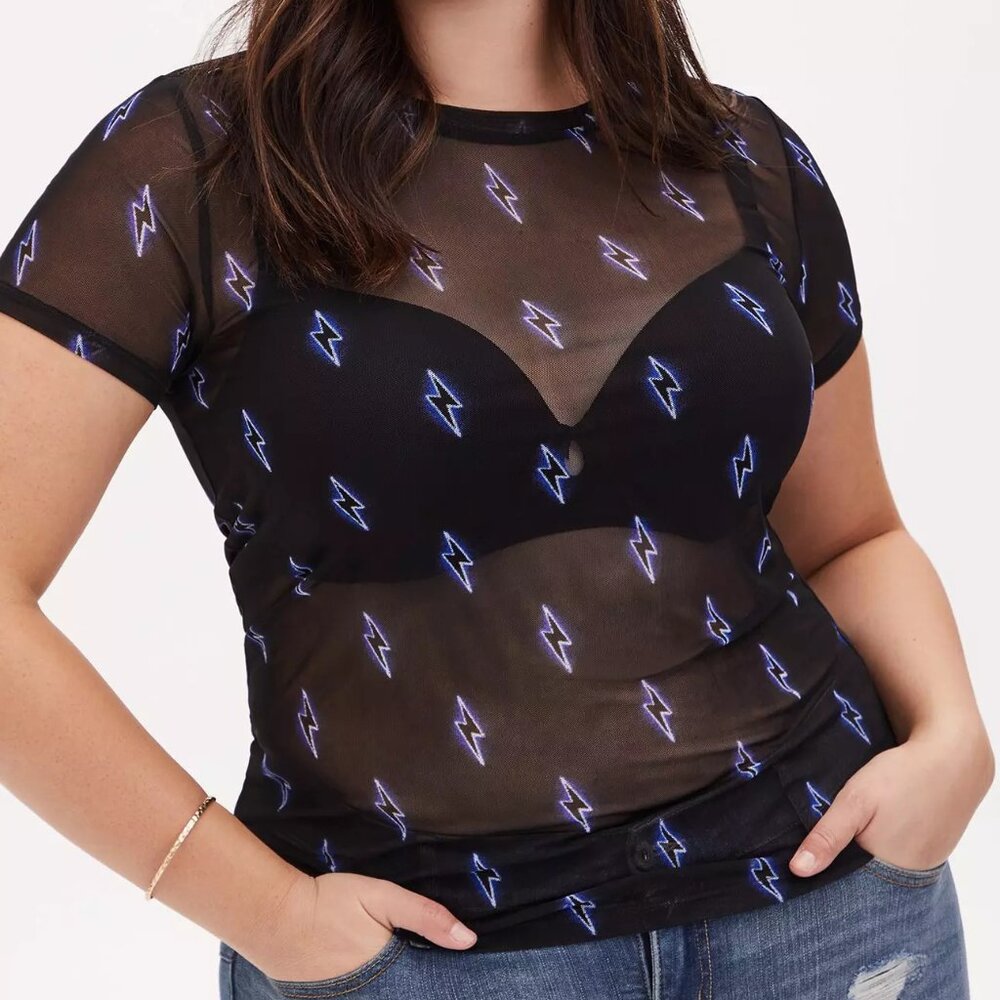 🆕️ Torrid black mesh tee with blue lightning bolts